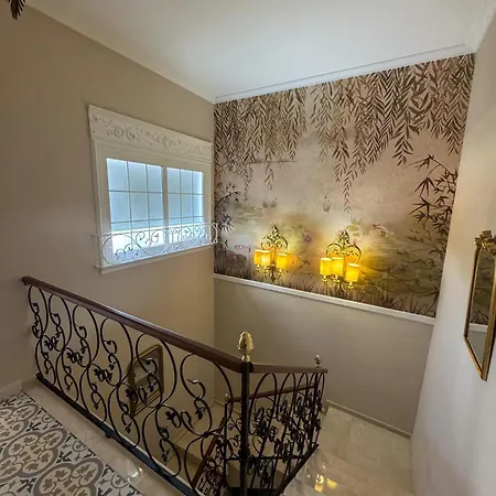 Maestra Anita Perez Country house