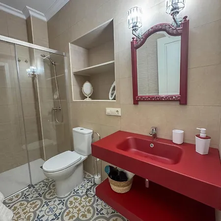 Maestra Anita Perez *