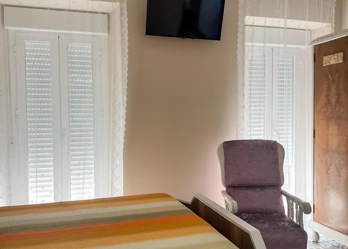 Maestra Anita Perez * Hornachos