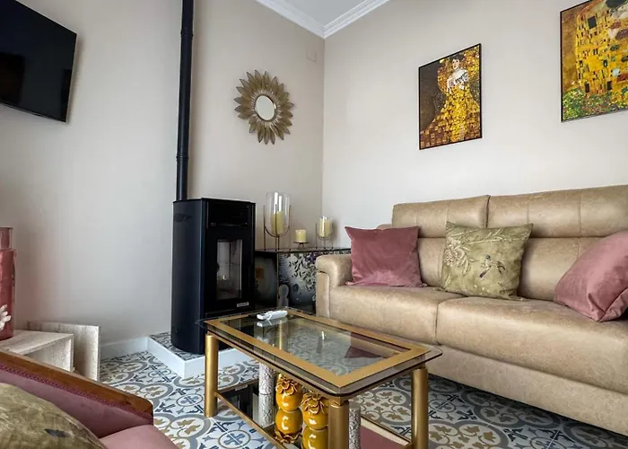 Maestra Anita Perez Venkovský dům *