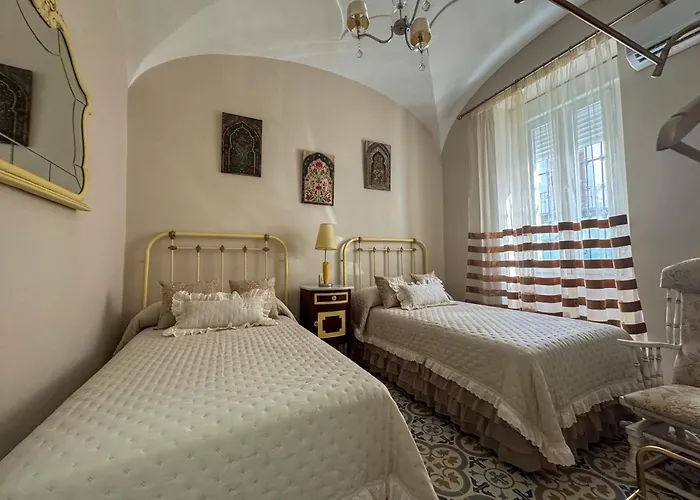 Maestra Anita Perez Hornachos