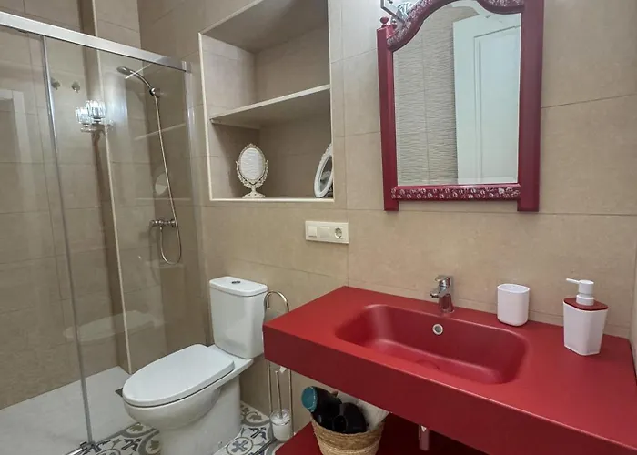 Maestra Anita Perez *